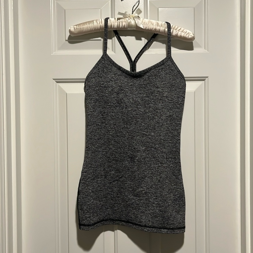 Lululemon workout tank